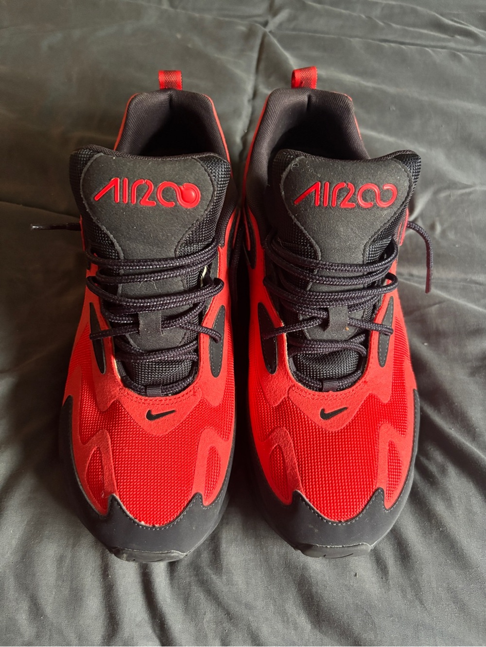 Nike Air200 men’s Red and Black Athletic Sneakers